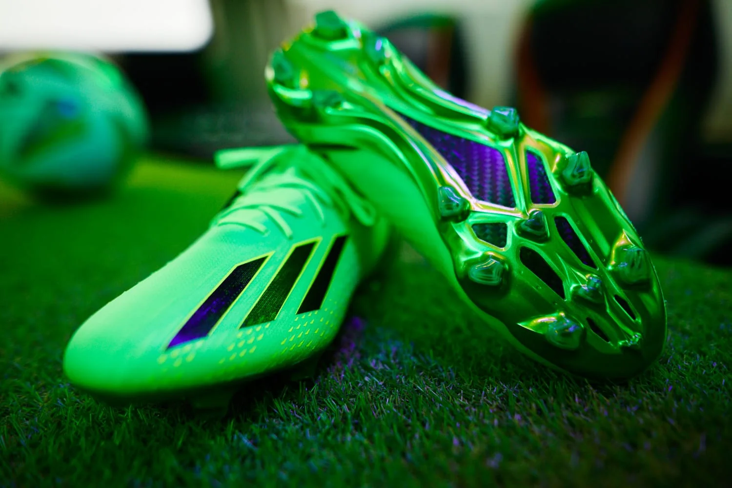 Intersport x Adidas – Ultimate Team Bus