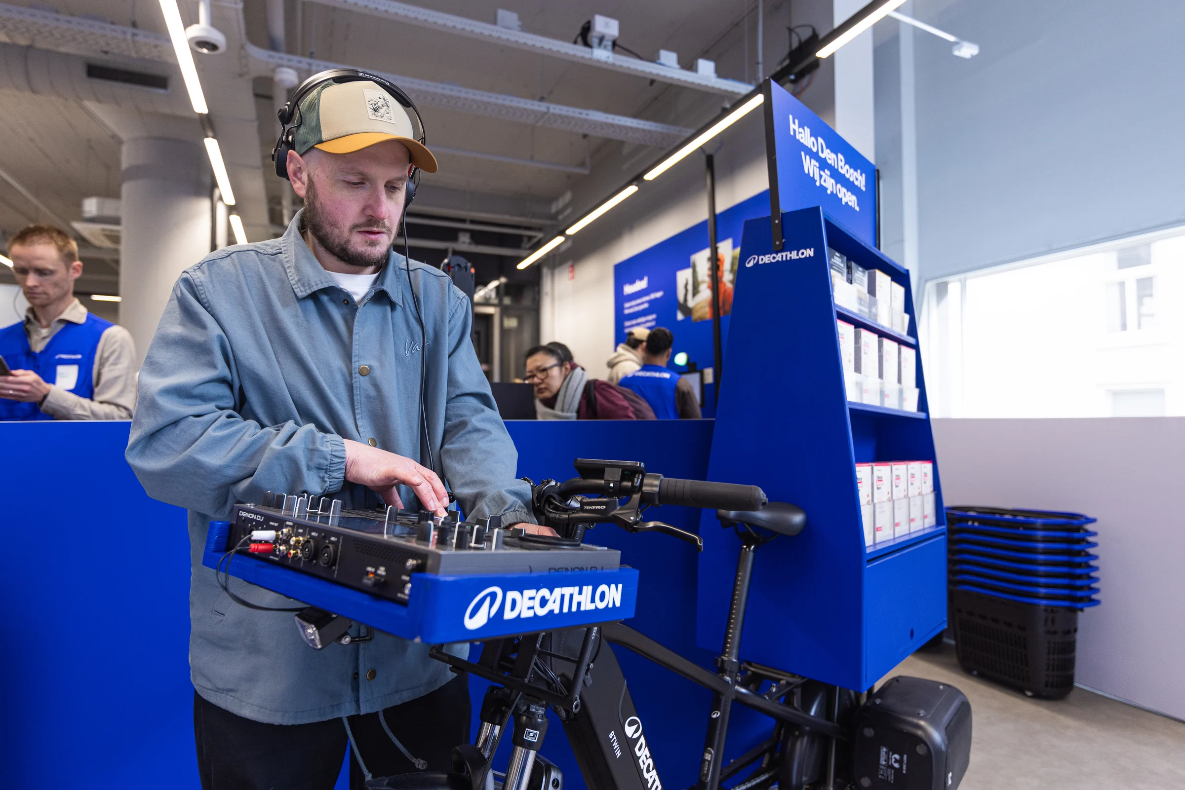 Decathlon · 34