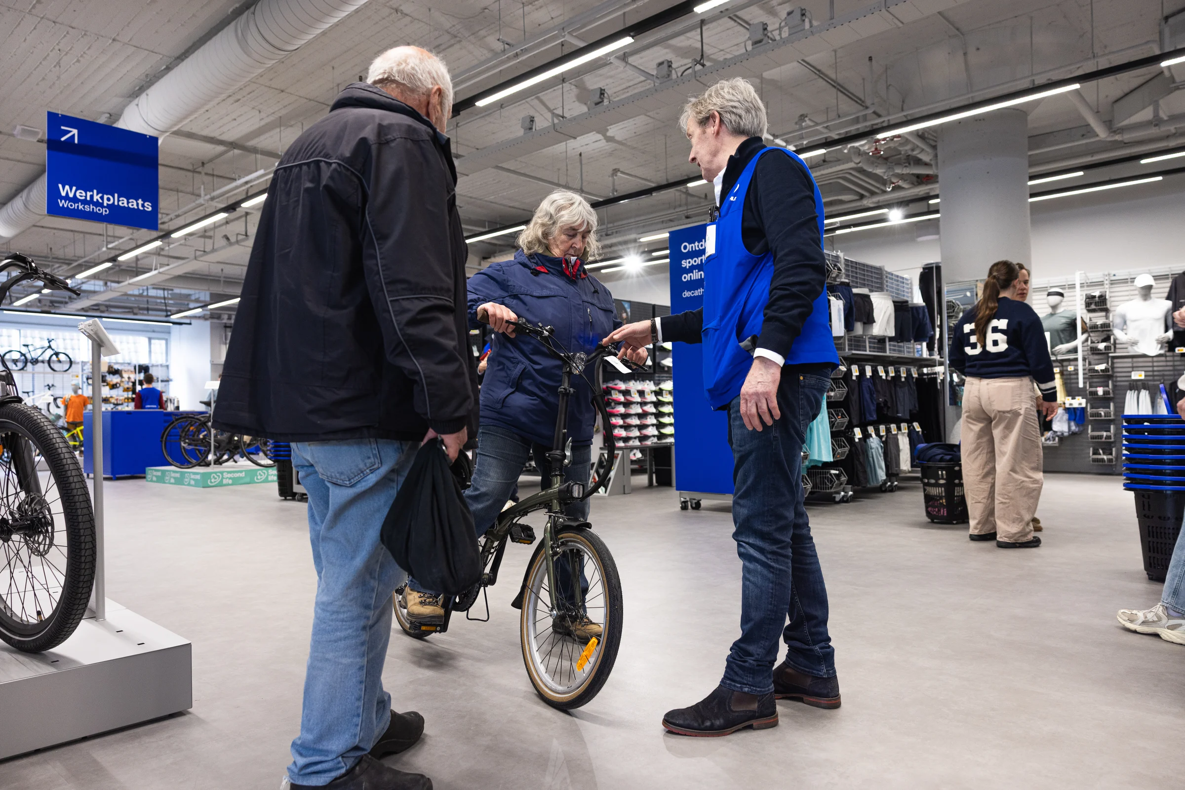 Decathlon · 29